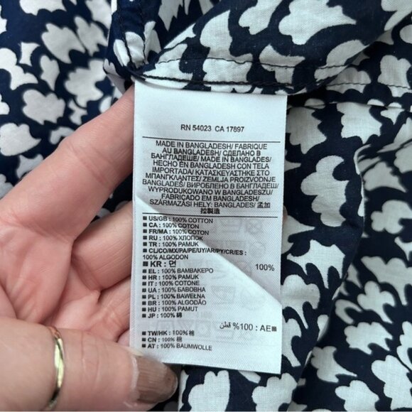 Banana Republic Button Down Shirt - Picture 5 of 6